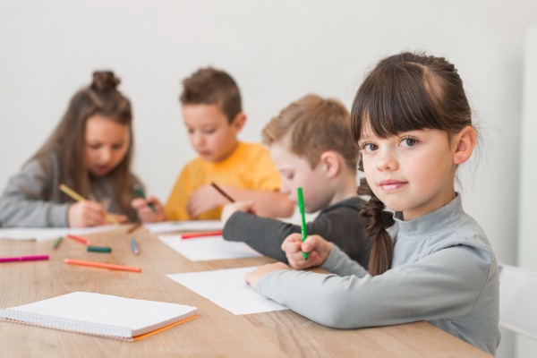 come vestire i bambini in inverno per la scuola