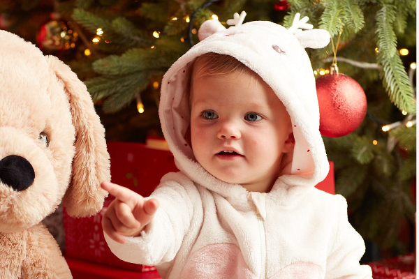 come vestire un neonato a natale