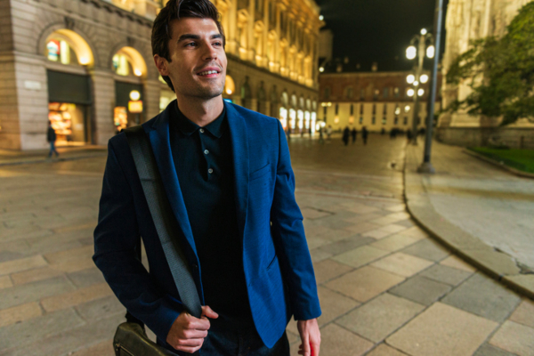 come vestirsi in autunno uomo sera
